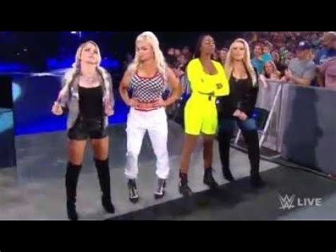 alexa bliss thighs|Alexa Bliss & Natalya Neidhart in High Heeled Suede。